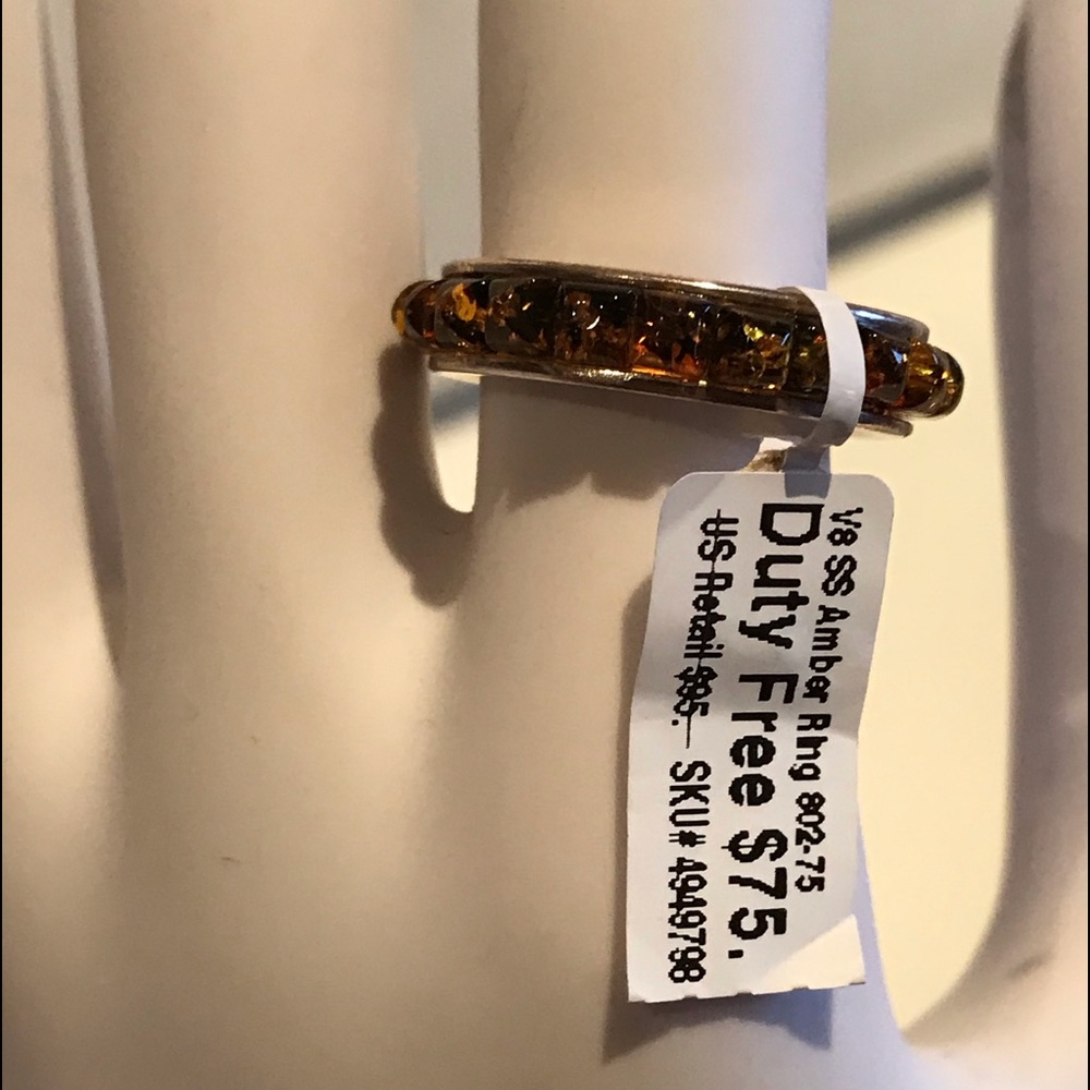 NWT AMBER RING size 7